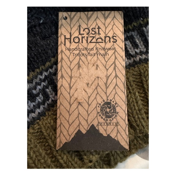 Lost Horizons Call of the Wild Cardigan Sweater Howling Wolf Fair Isle Pattern L - Picture 7 of 10